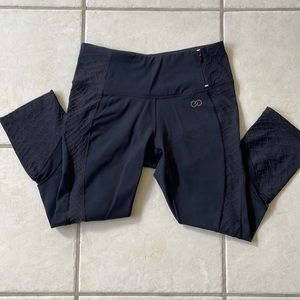 Calia by Carrie Underwood Mesh and Textured capri- Black